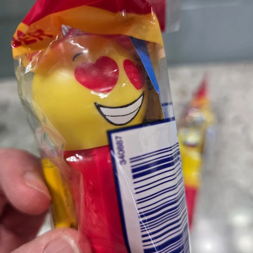 NEE SEALED PEZ Dispensers Emoji Collection Set of 4 Lemon‎ Candy New